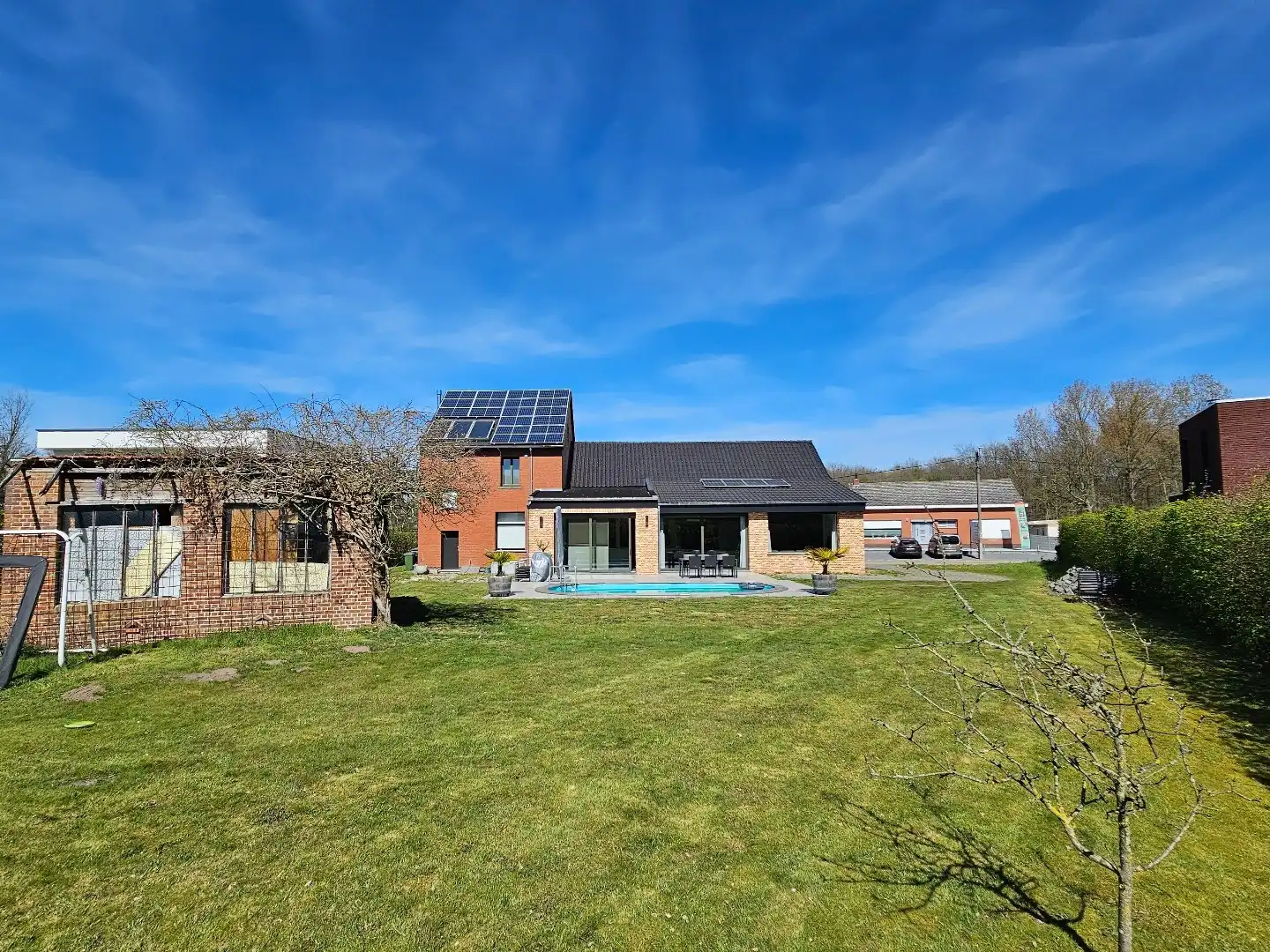Gerenoveerde hoeve in loftstijl met zwembad op 12a 97ca foto 18