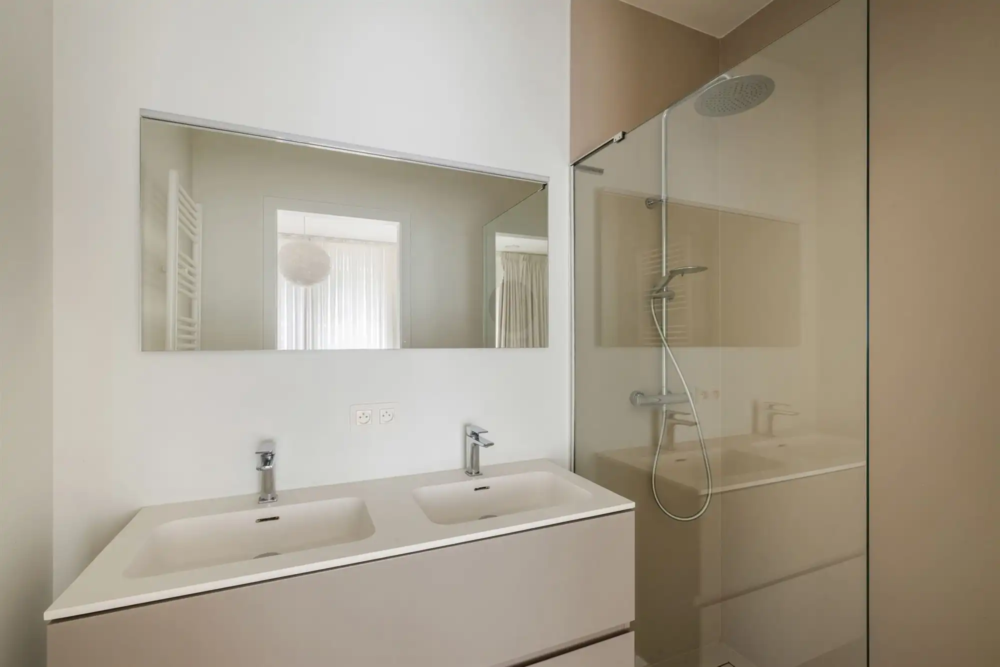 Trendy appartement met hedendaags karakter foto 21