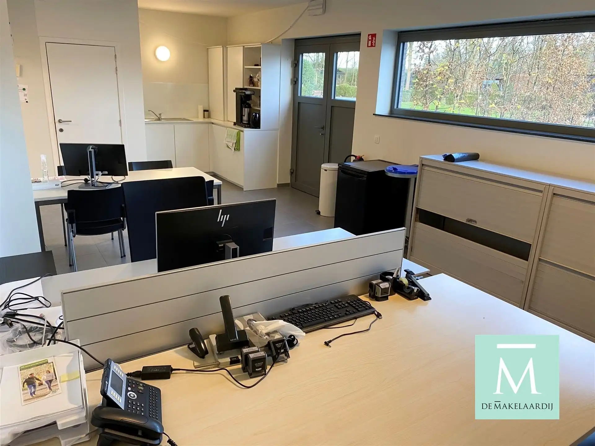 Uitstekend gelegen kantoor/handelspand in het centrum van St-Katelijne-Waver foto 16