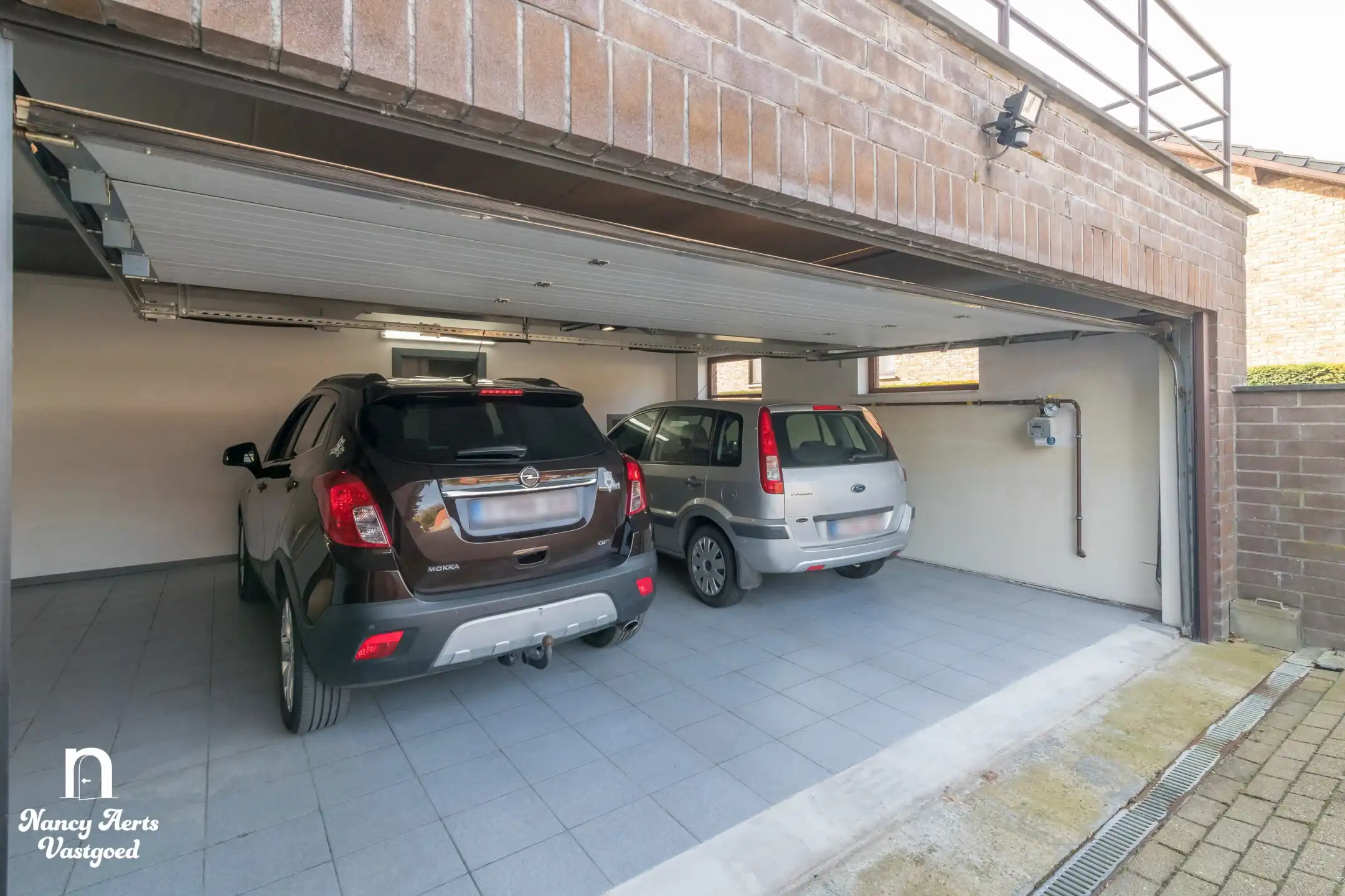 Ruime woning met multifunctionele kelder en prachtige tuin foto 40