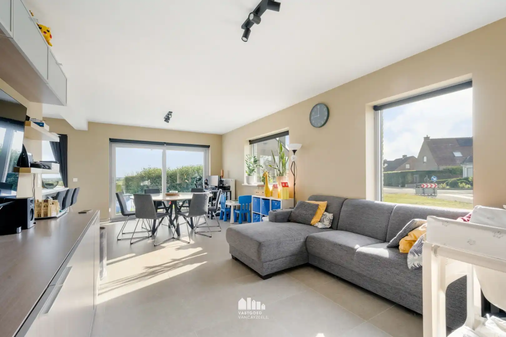 Recente halfopen woning (bj:2023) met landelijk uitzicht in Wijtschate foto 4