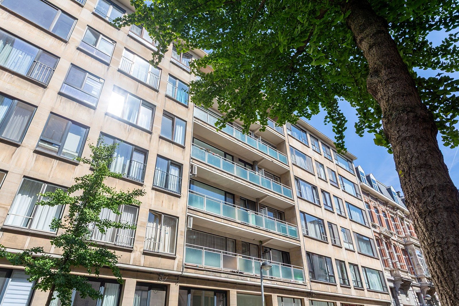 Instapklaar appartement met ruim terras  foto 27