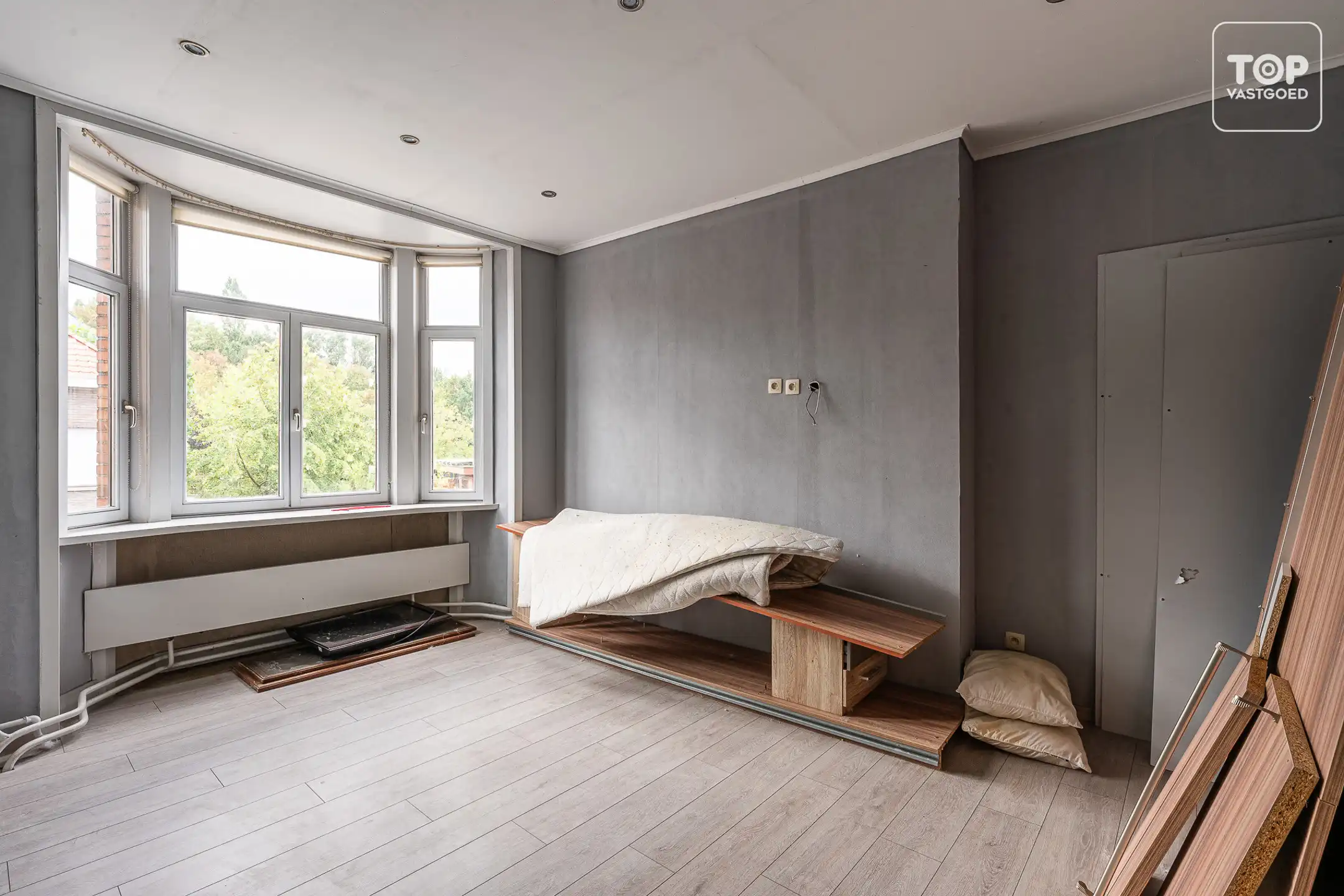 Karaktervolle woning met afzonderlijke studio in Oostakker  foto 12