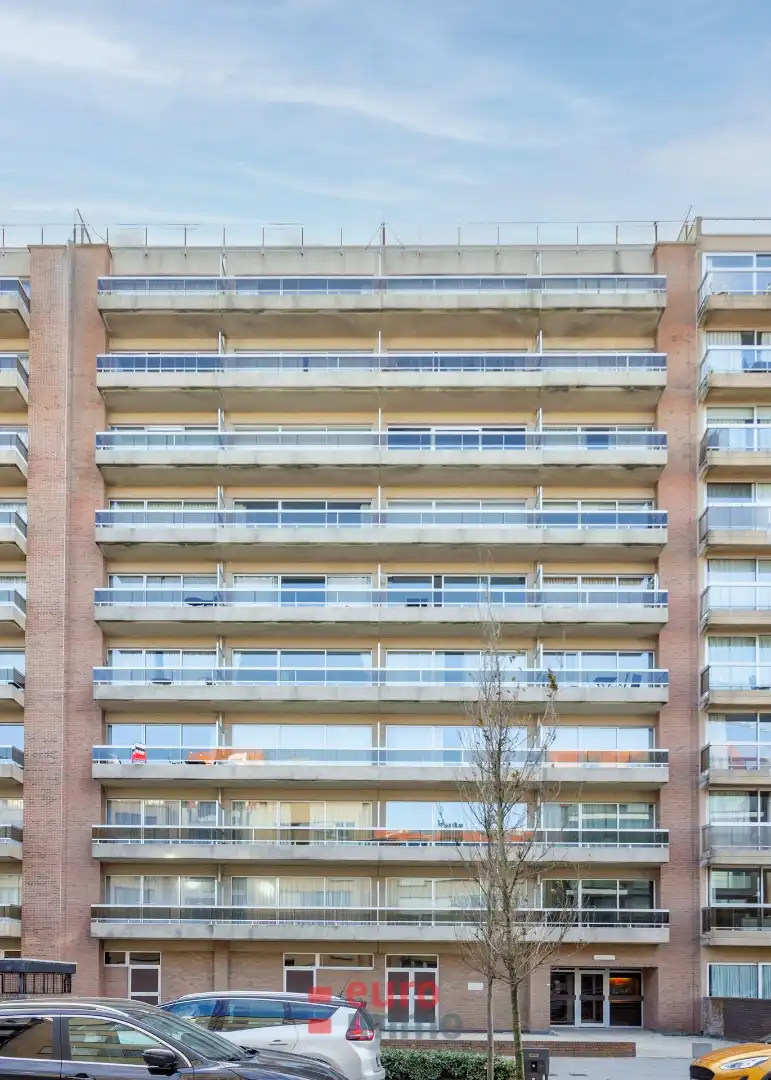 Zuidgerichte studio met slaaphoek & extra groot terras! foto 9