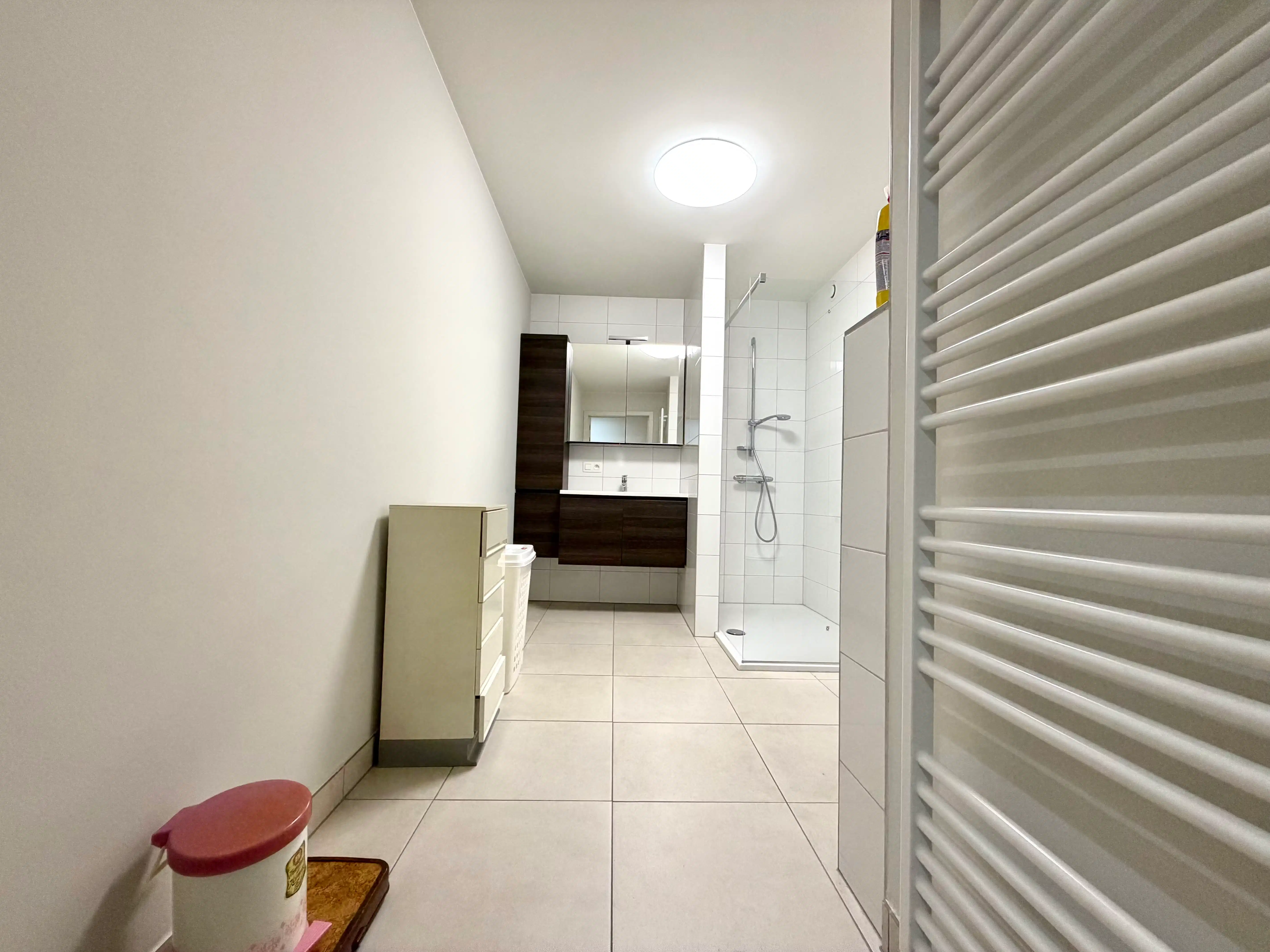 Gelijkvloers tweeslaapkamer-appartement te Wondelgem foto 6