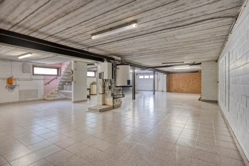 Vrijstaande ruime bungalow foto 10