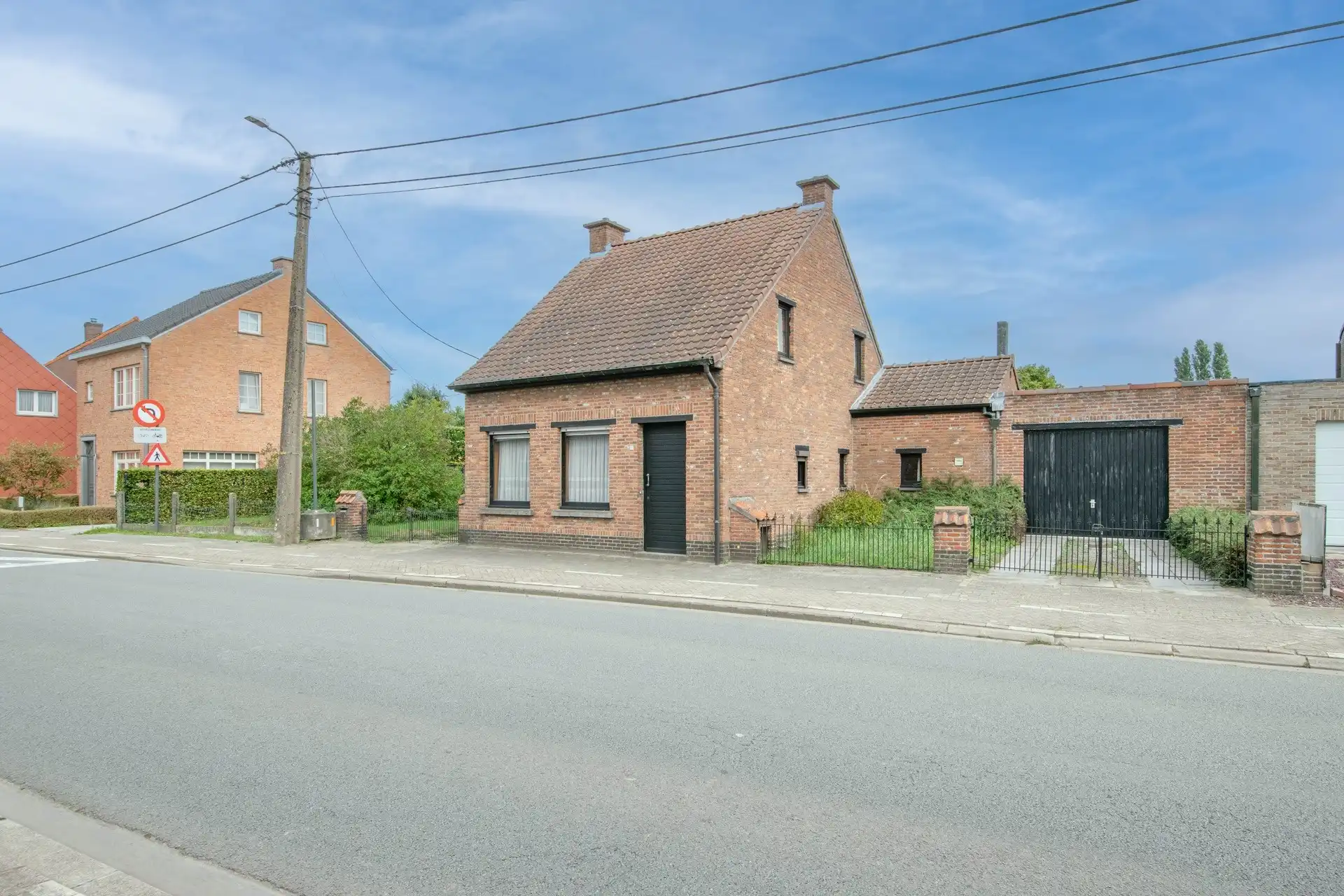 Te renoveren open bebouwing / bouwgrond op een mooi perceel van 930m² foto 3