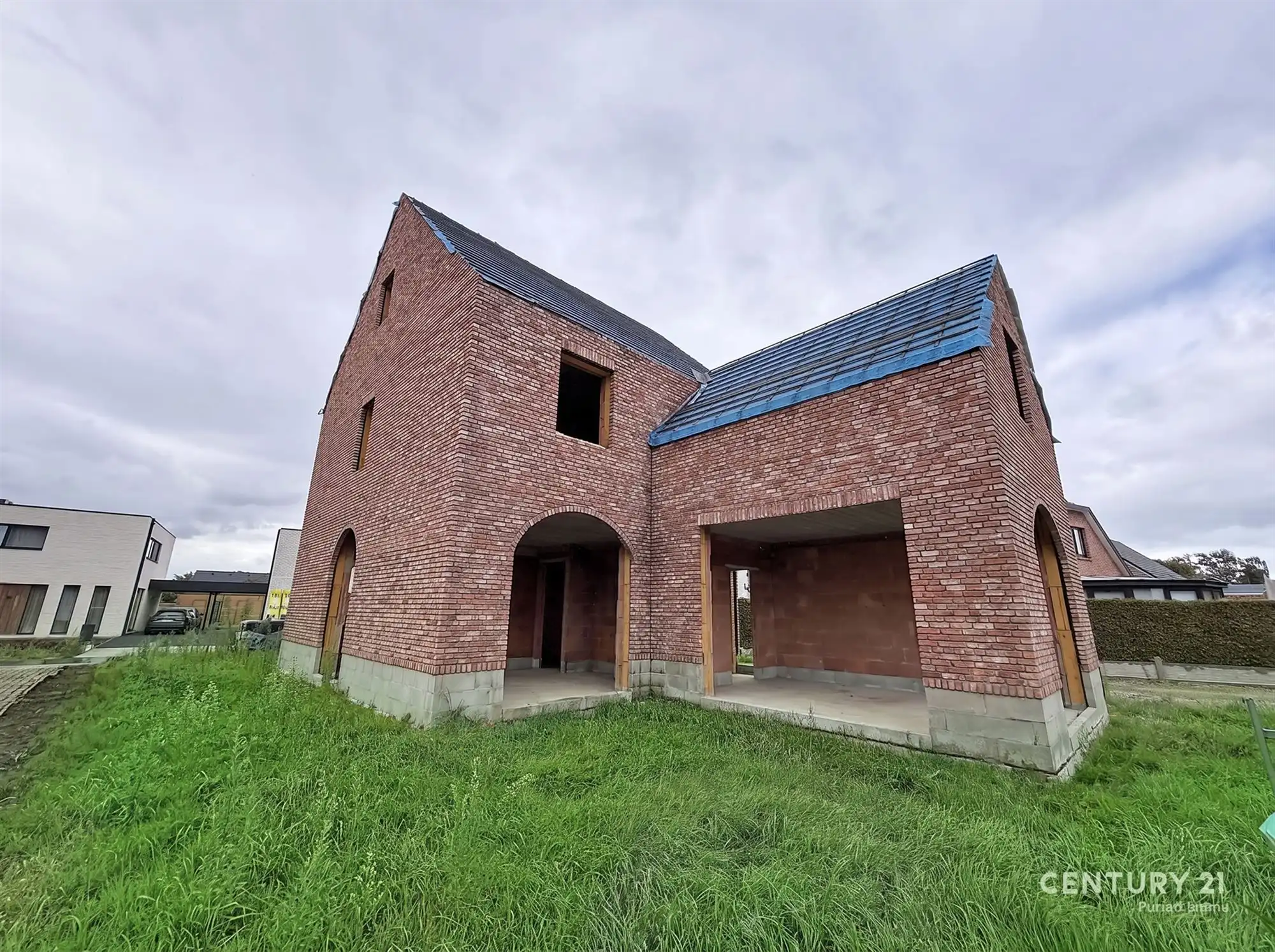 Prachtige ruwbouw woning met afgewerkt bijgebouw te koop! foto 27