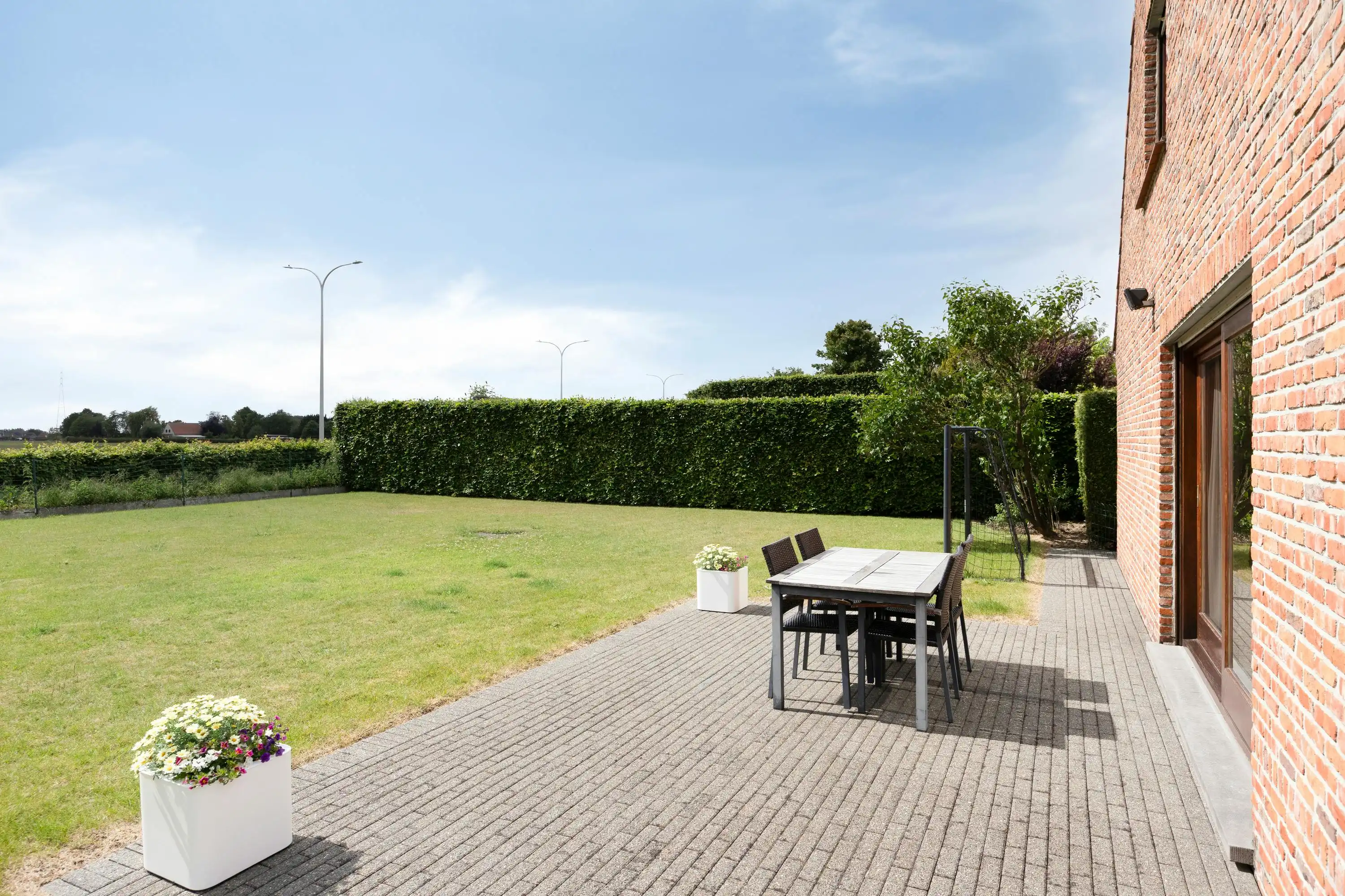 Alleenstaand huis met veel potentieel te koop in Waregem foto 18