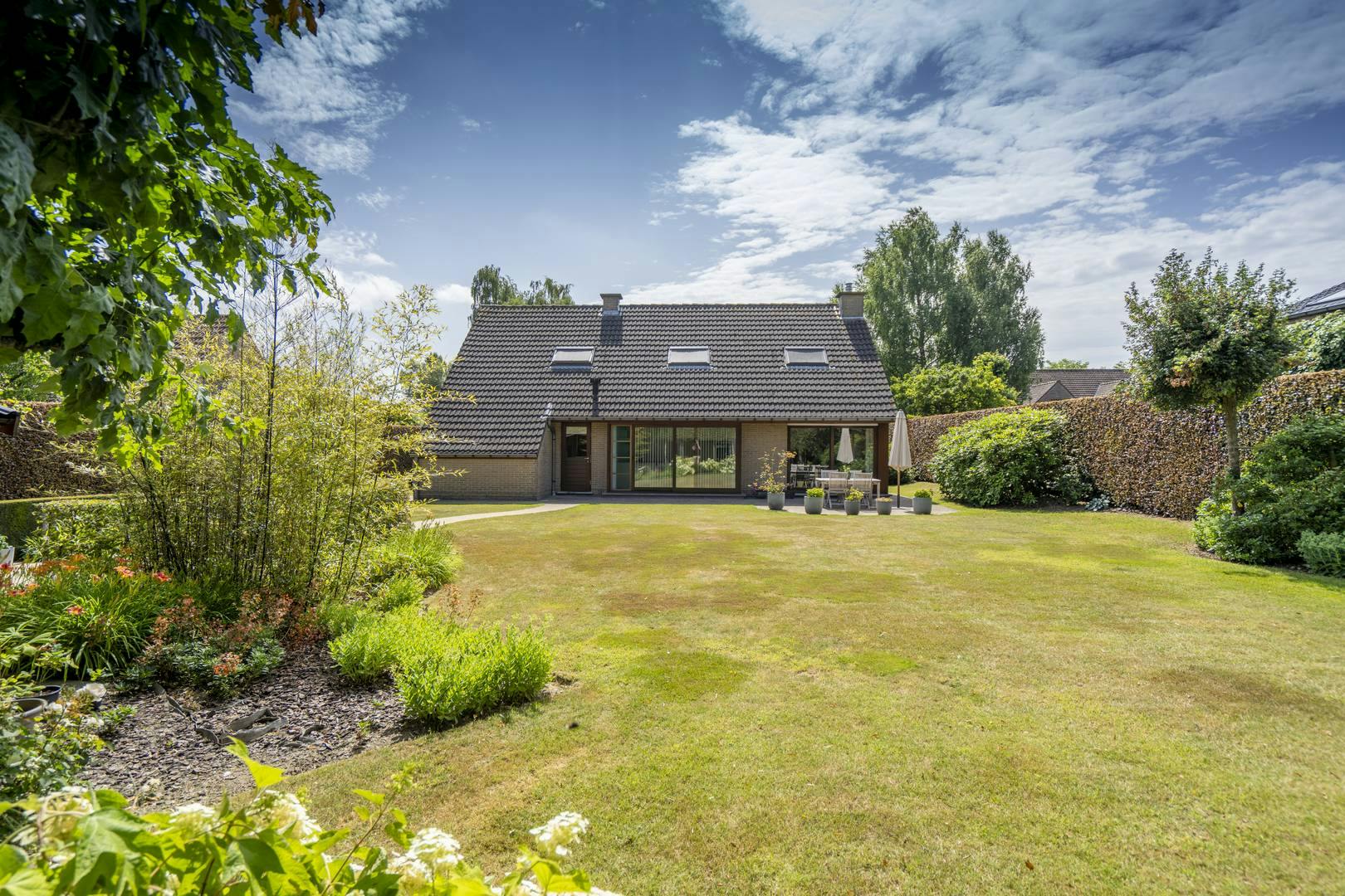  Instapklare villa in rustige residentiële buurt te Zwevegem foto 2