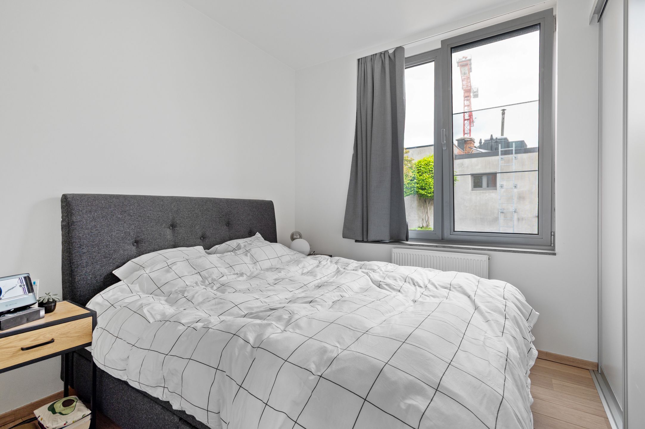 Hip éénslaapkamer appartement mét garage en kelderberging te huur! foto 8