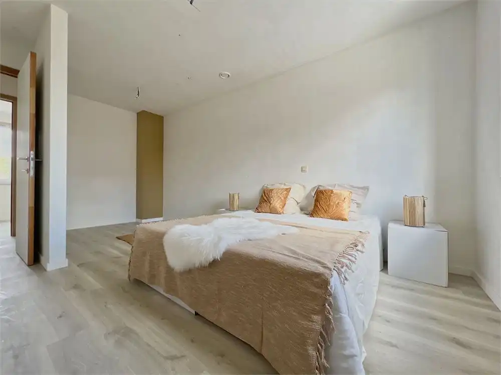 Topper! Prachtige, lichtrijke woning met zonnige tuin! foto 8