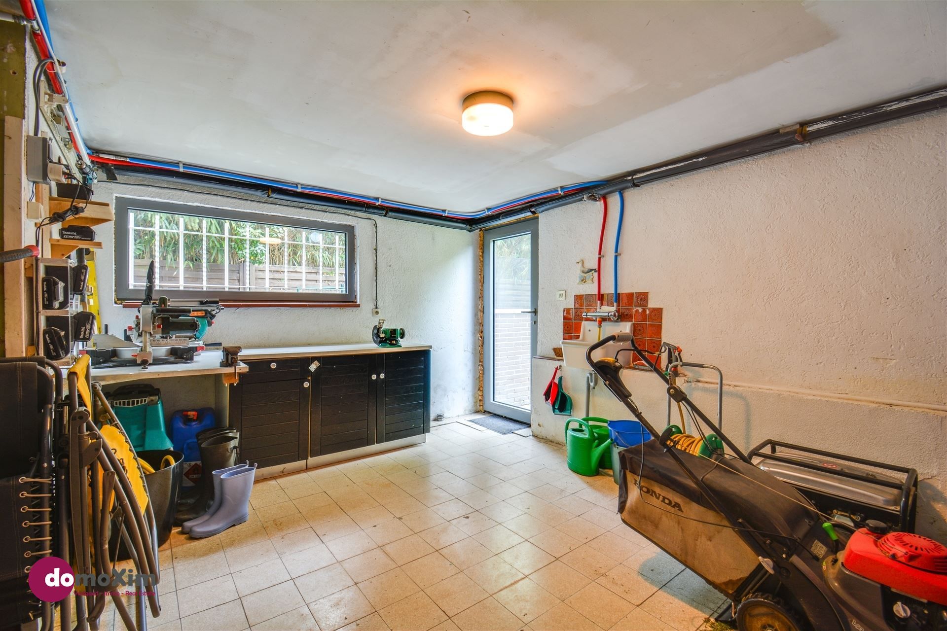 Volledig gerenoveerde instapklare gezinswoning in de Lievekensbossen foto 50
