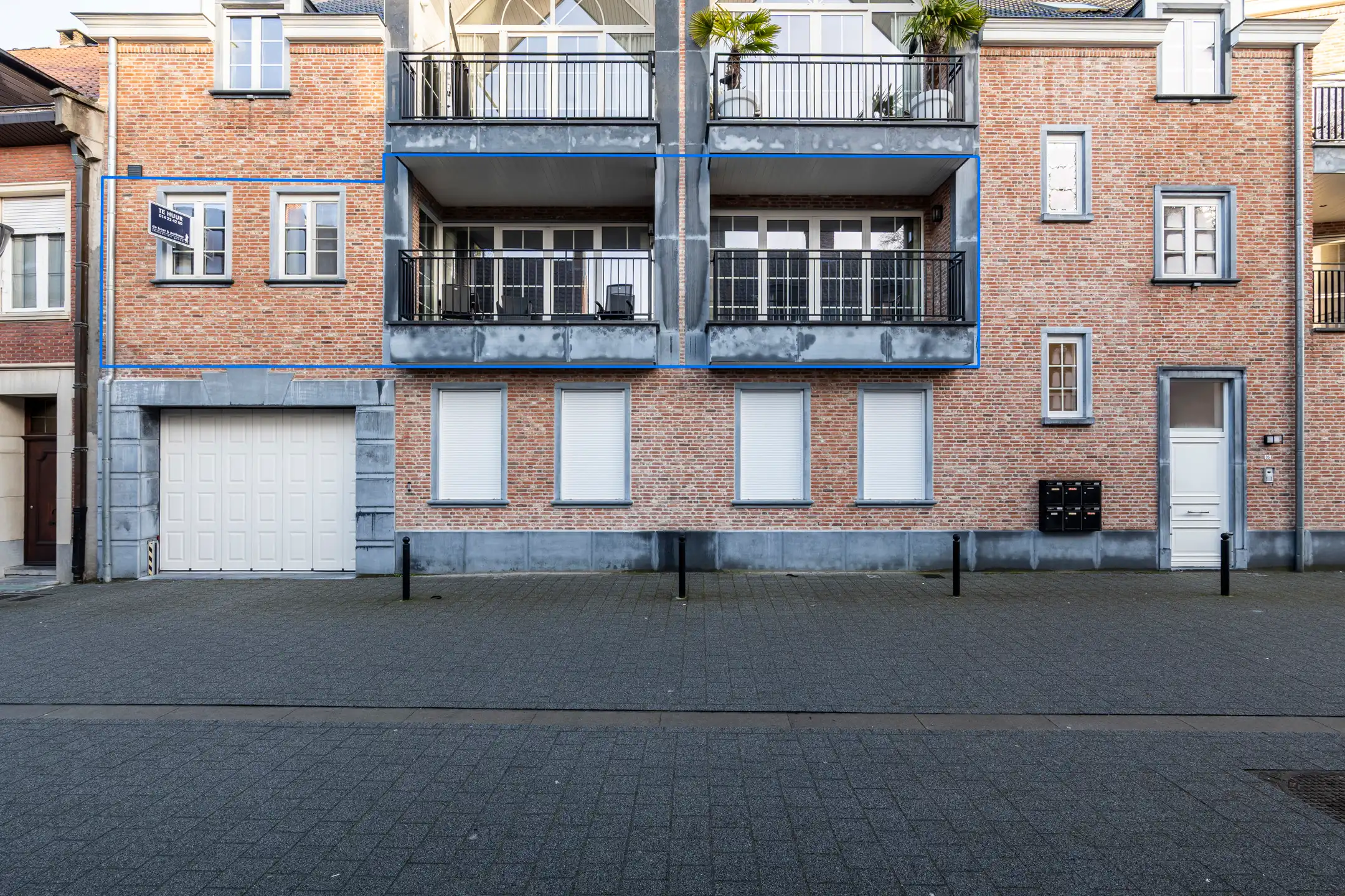 Luxueus appartement in hartje Turnhout met ondergrondse parkeerplaatsen foto {{pictureIndex}}