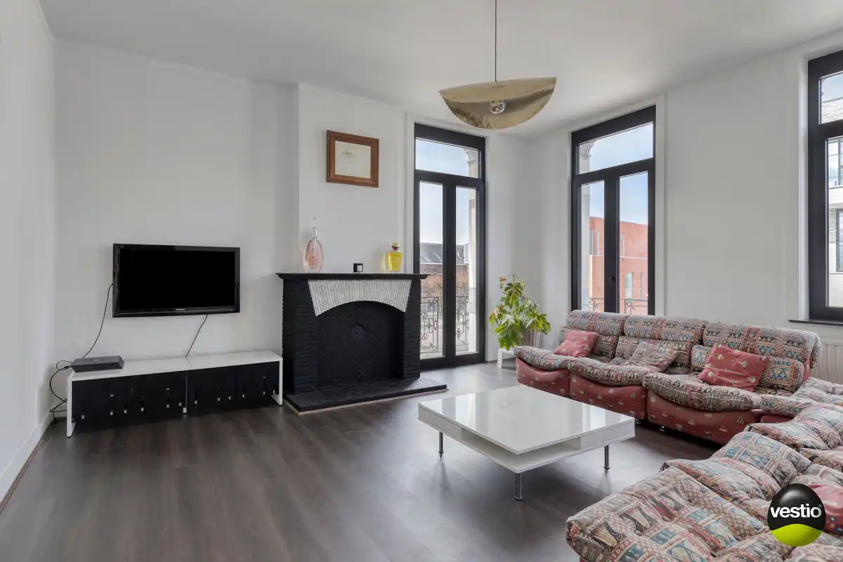 KARAKTERVOL VOLLEDIG GERENOVEERD STATIG HERENHUIS IN CENTRUM VAN TONGEREN. foto 38