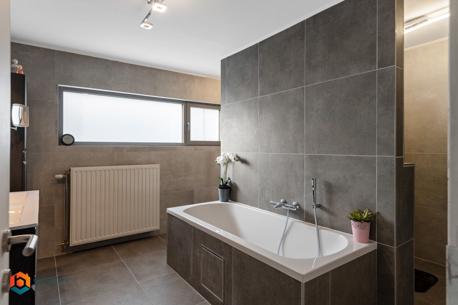 Instapklare woning met 6 slpkrs te Sint-Katelijne-Waver foto 19