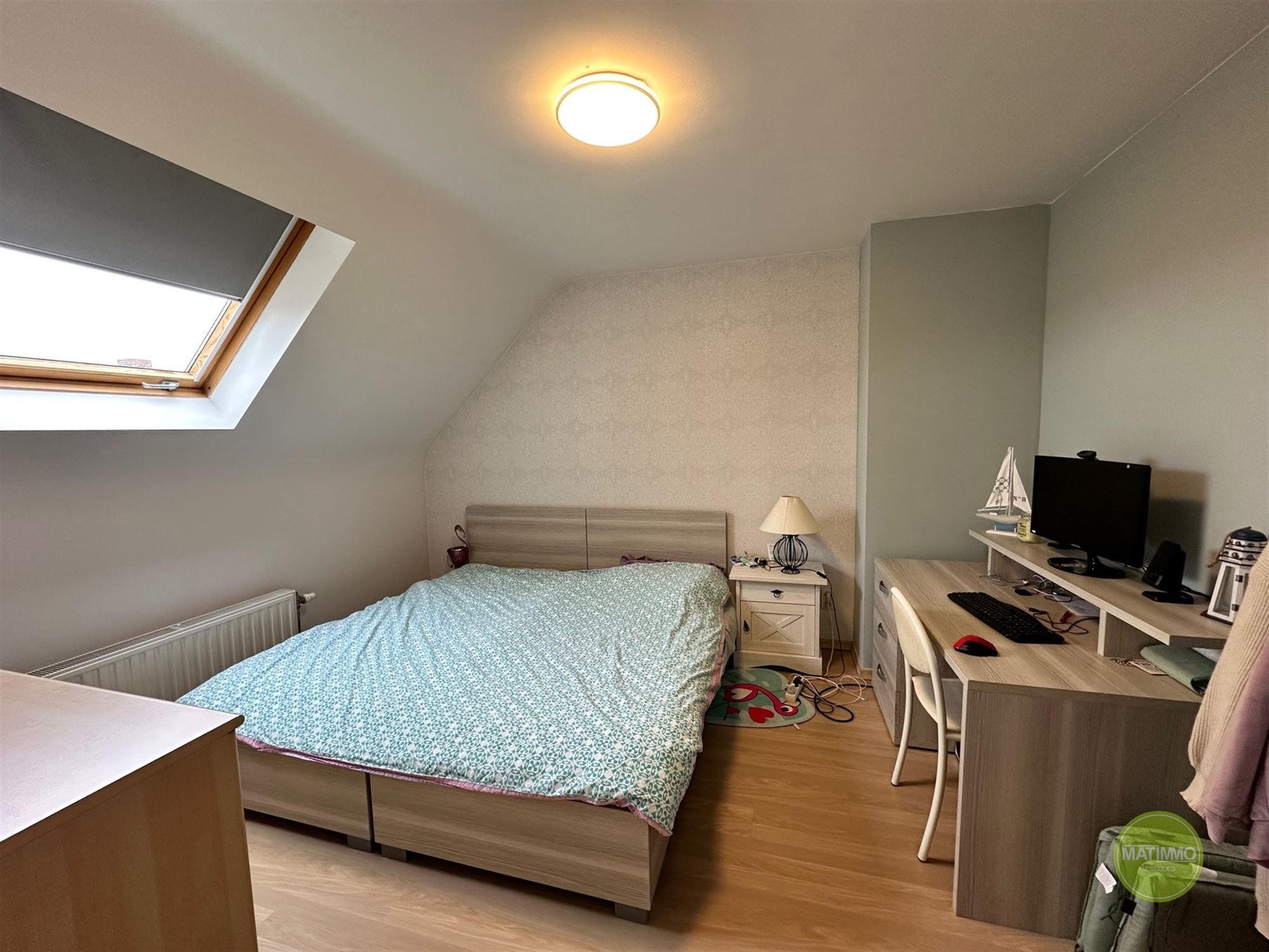 Ruim en licht 2-slaapkamerappartement met buitengewoon terras in het hart van Balen. foto 10