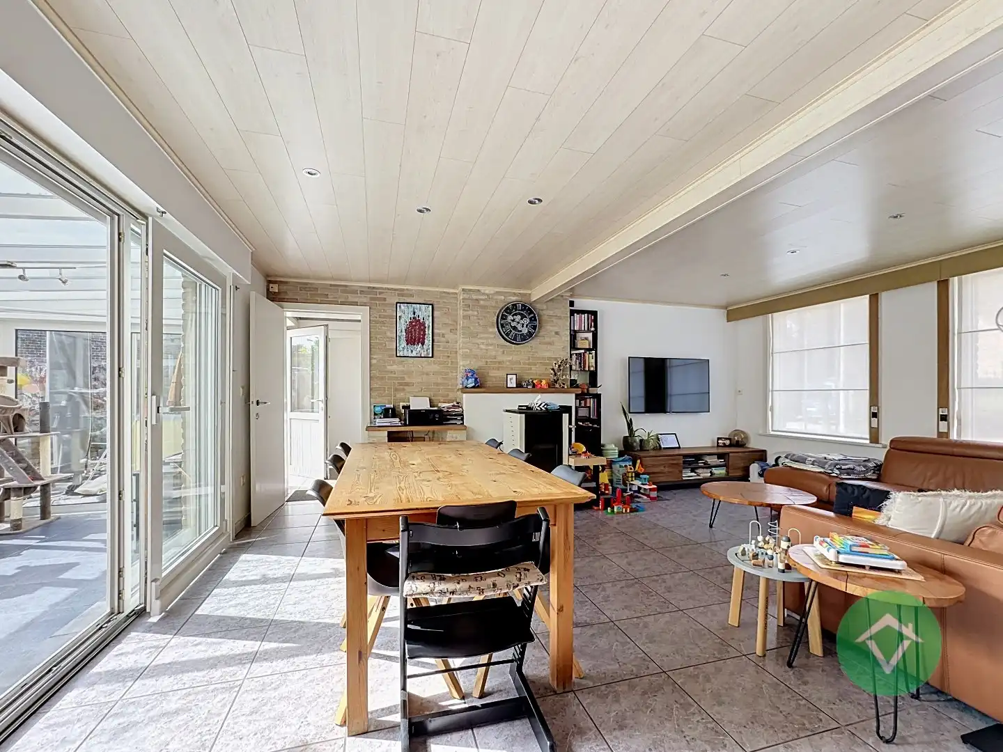 Woning met garage in centrum van Ichtegem foto 4