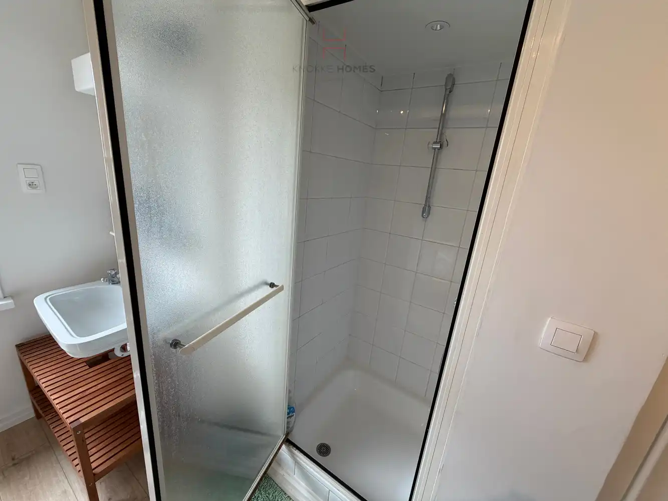 Gerenoveerd appartement op de zeedijk aan het Albertstrand foto 11