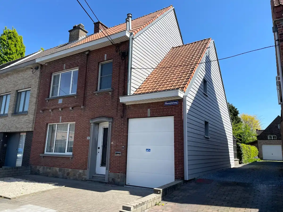 3-slpk-BURGERWONING + tuin & garage foto {{pictureIndex}}