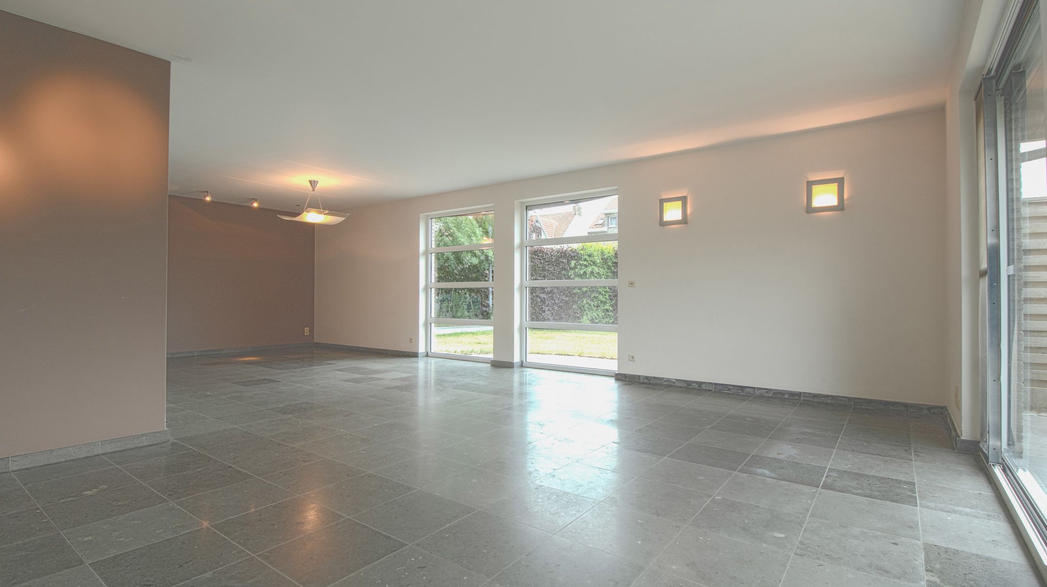 Lichtrijke villa met 4 slpk bij natuurgebied (908 m²) foto 6