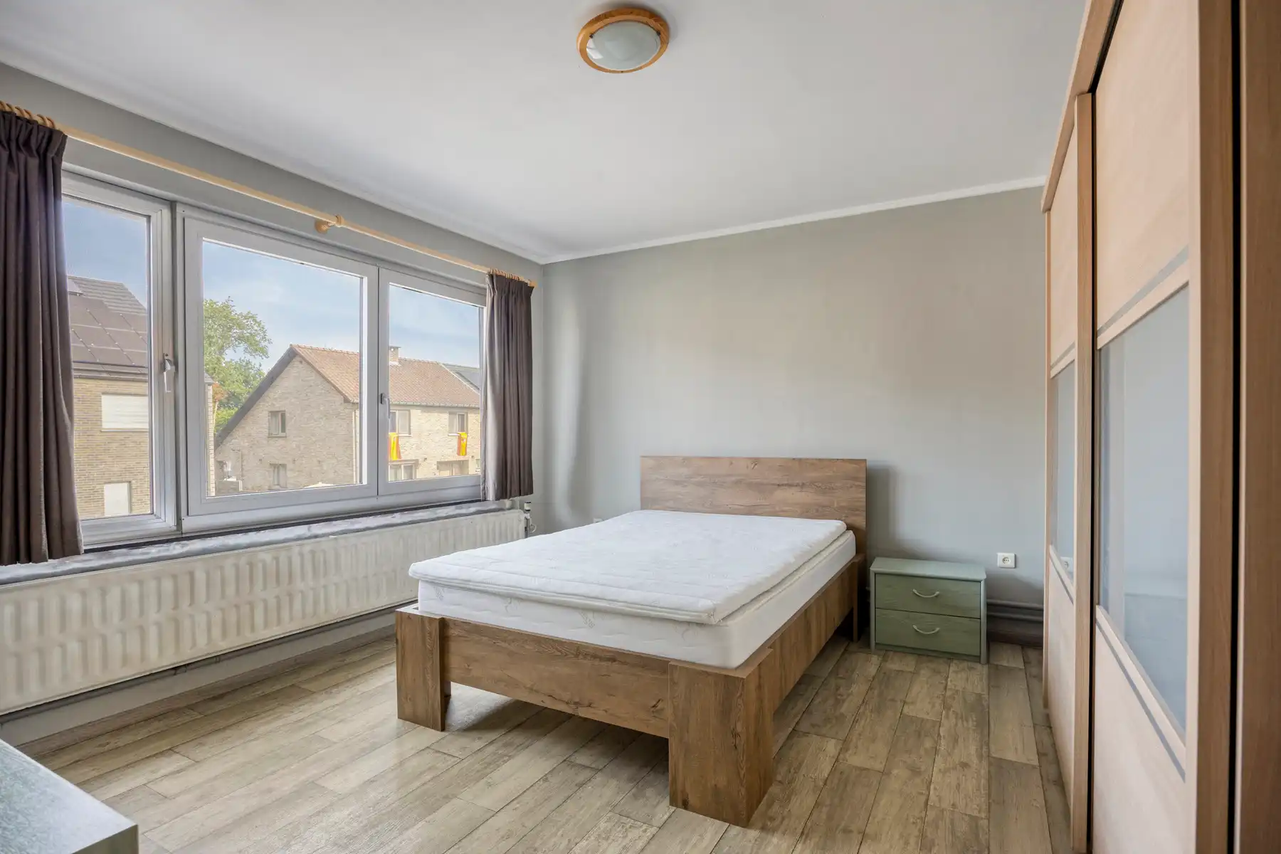 Halfvrijstaande woning met 3 slaapkamers foto 15