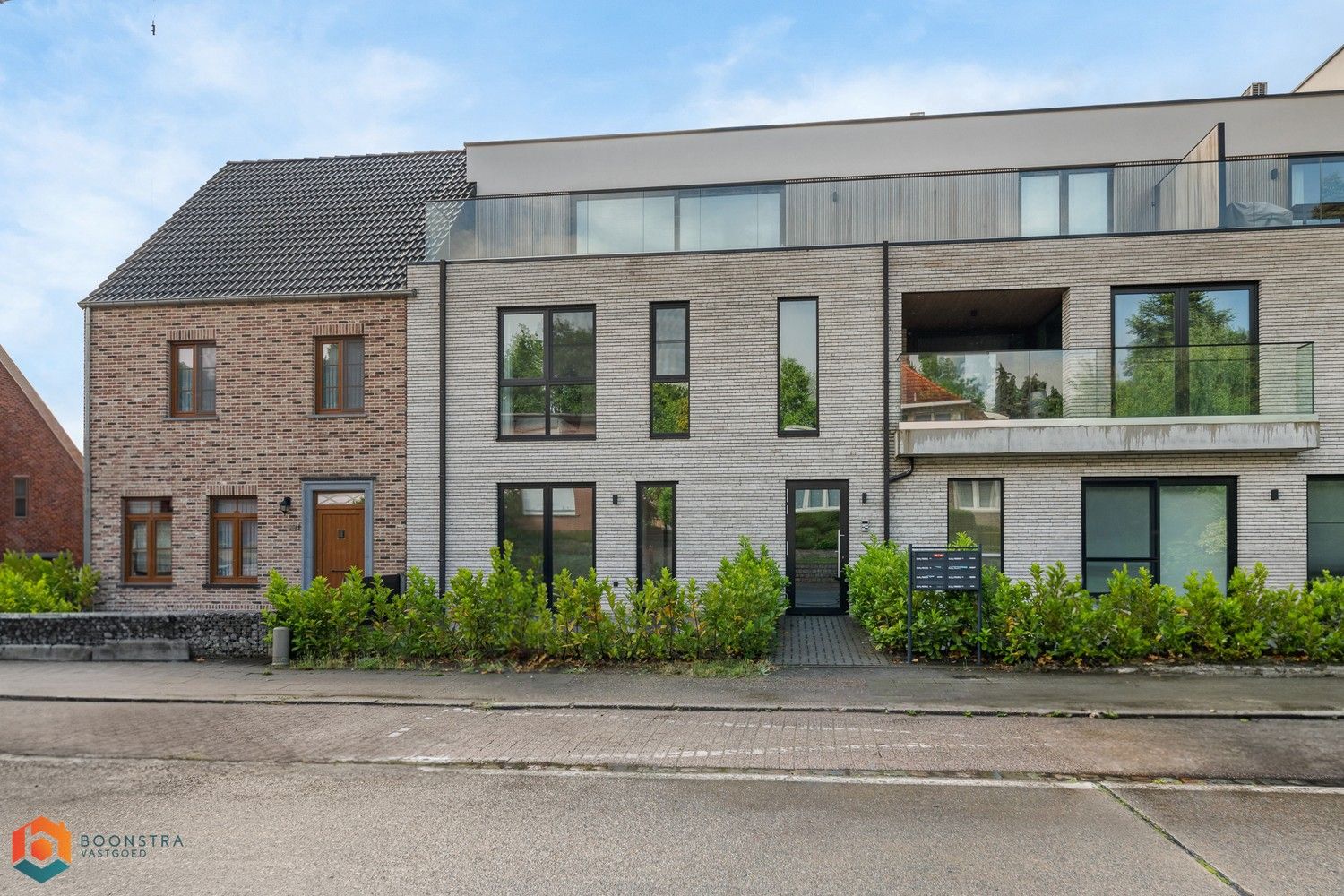 Gelijkvloers nieuwbouwappartement met 2 slpkrs te Beerzel foto {{pictureIndex}}