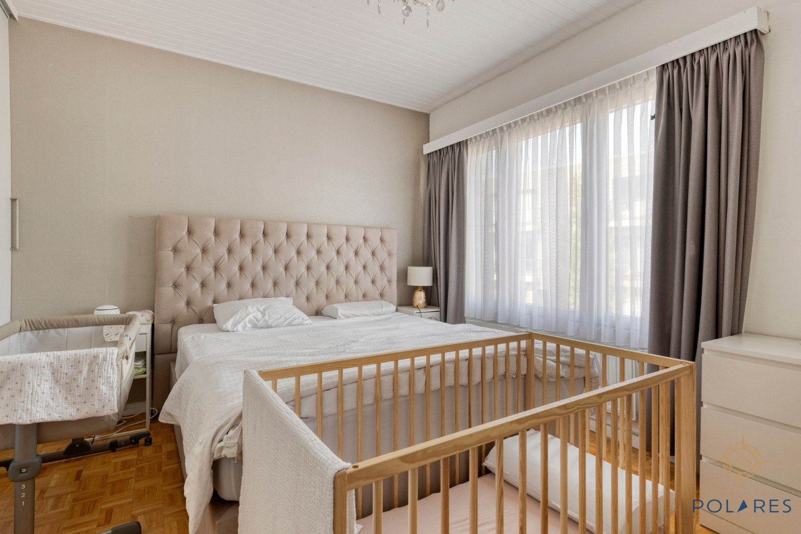 Instapklaar appartement met 2 slaapkamers en garage foto 6
