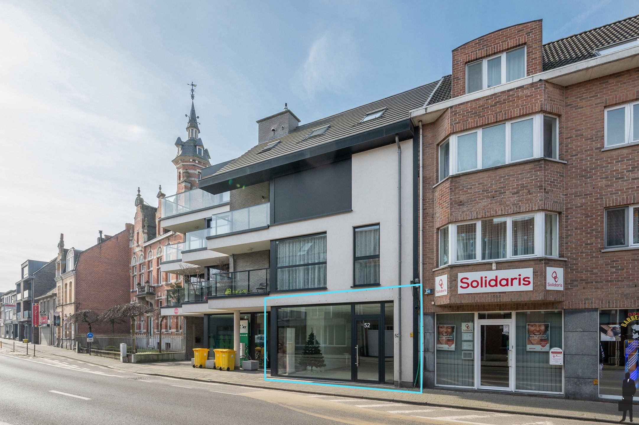 Ruime handels/ kantoorruimte in het centrum van Hoogstraten foto 3
