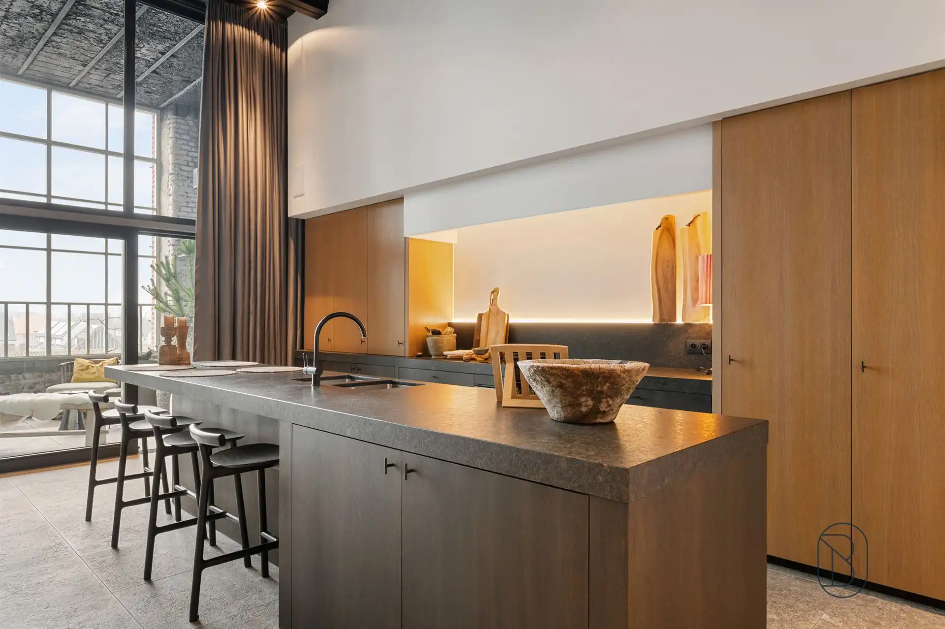 Exclusieve loft van 225m2, met prachtig overdekt terras. foto 15