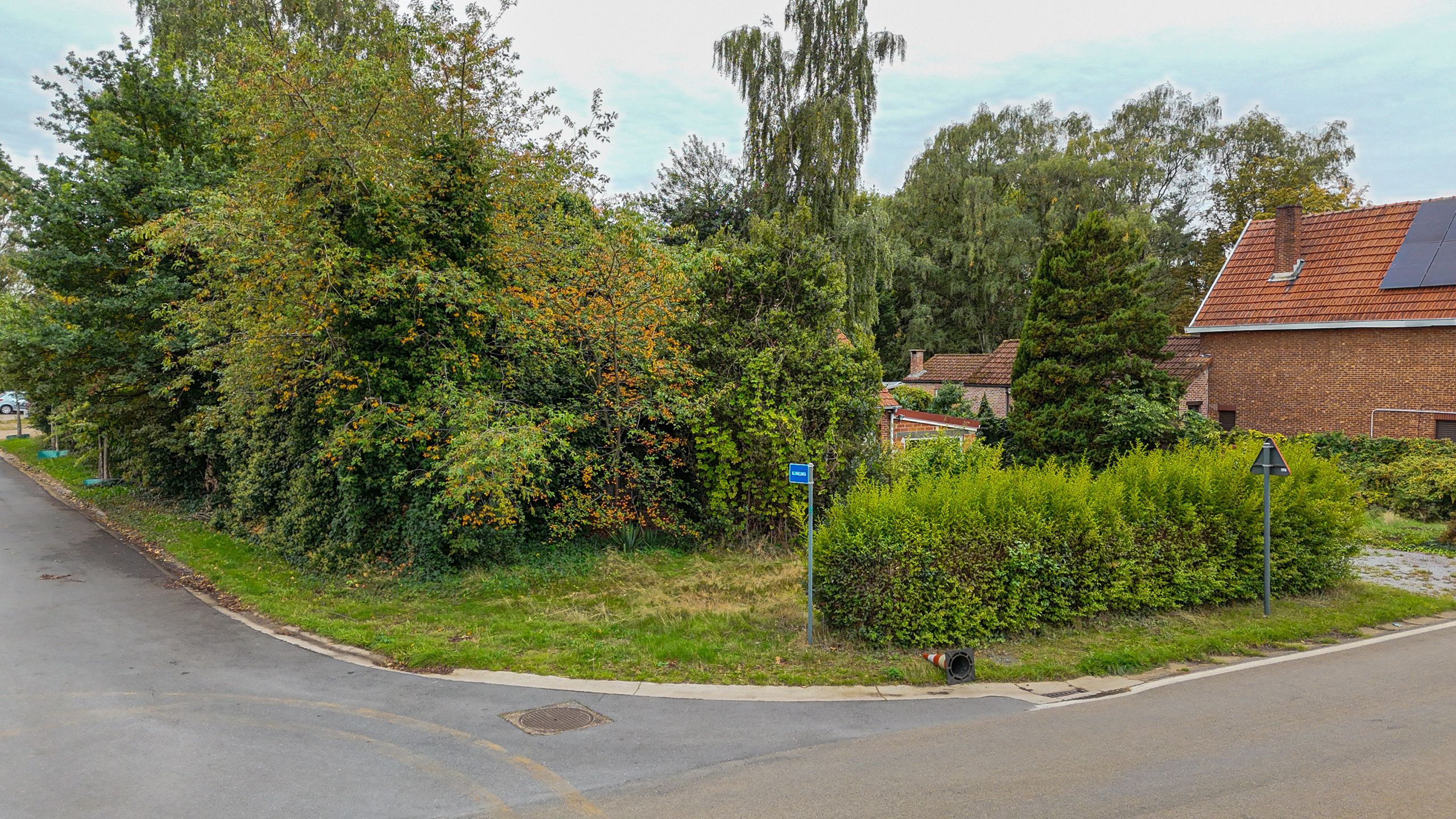 Projectgrond in rustige ligging in Koersel! foto 6