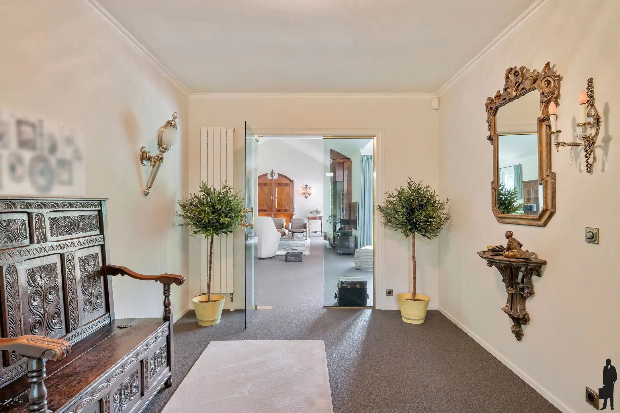 Gelijkvloerse villa op ca. 3.660 m² met parktuin! foto 2