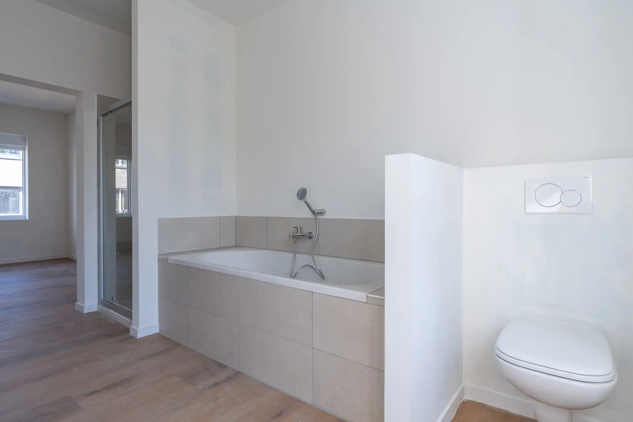 Vernieuwbouwwoning ('26) met 3 slpk op 306 m²met achteringang foto 20