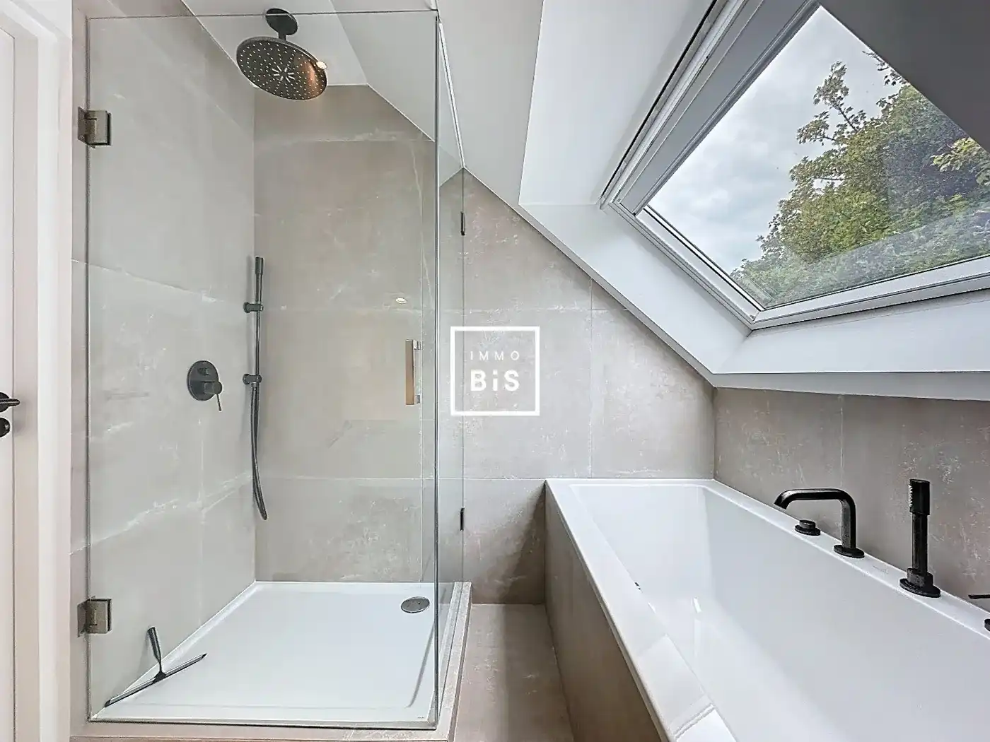 Unieke vrijstaande recreatiewoning op een toplocatie te Cadzand-Bad foto 17