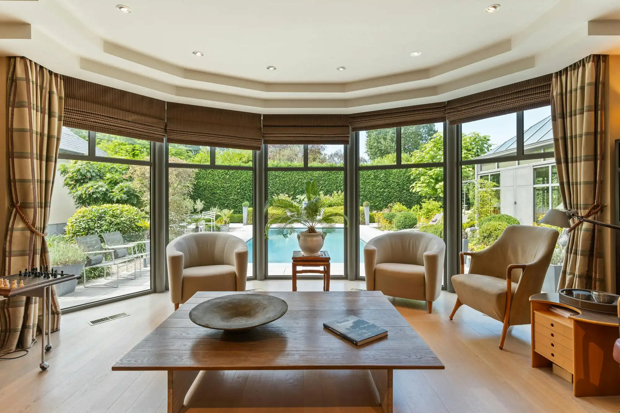 Exclusieve villa met praktijkruimte op toplocatie in Genk foto 11
