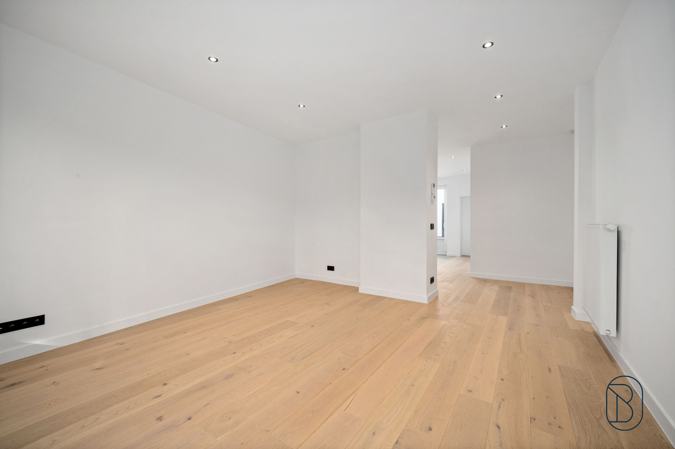 Gerenoveerd appartement met stadstuin en garage in Wevelgem foto 3