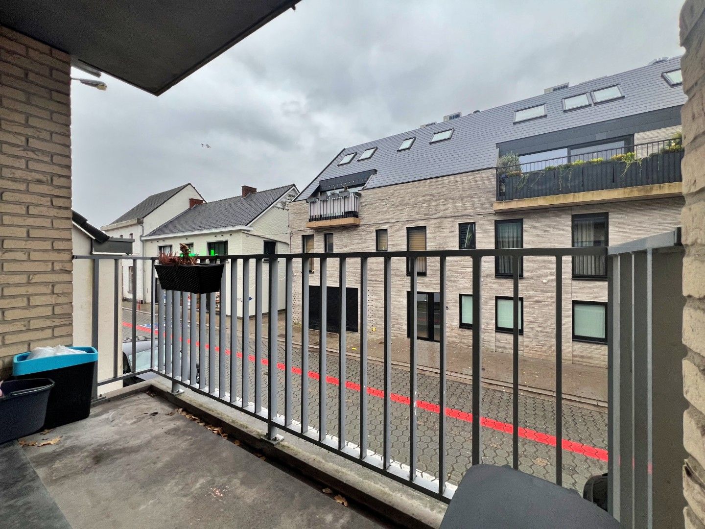 2-slaapkamerappartement met terras en garage in Lovendegem foto 13