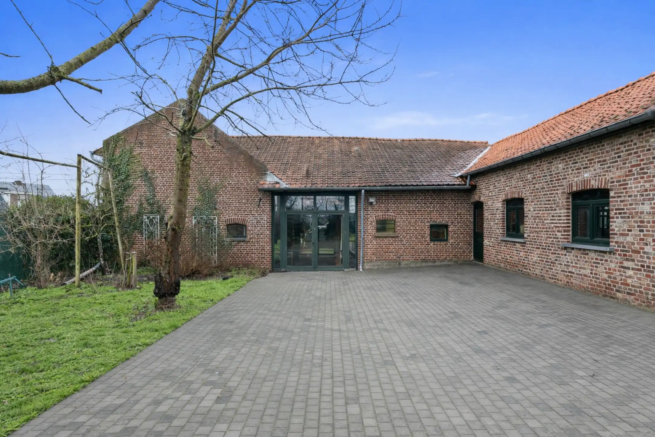 BILZEN - Charmante vierkantshoeve op +/- 60a foto 5