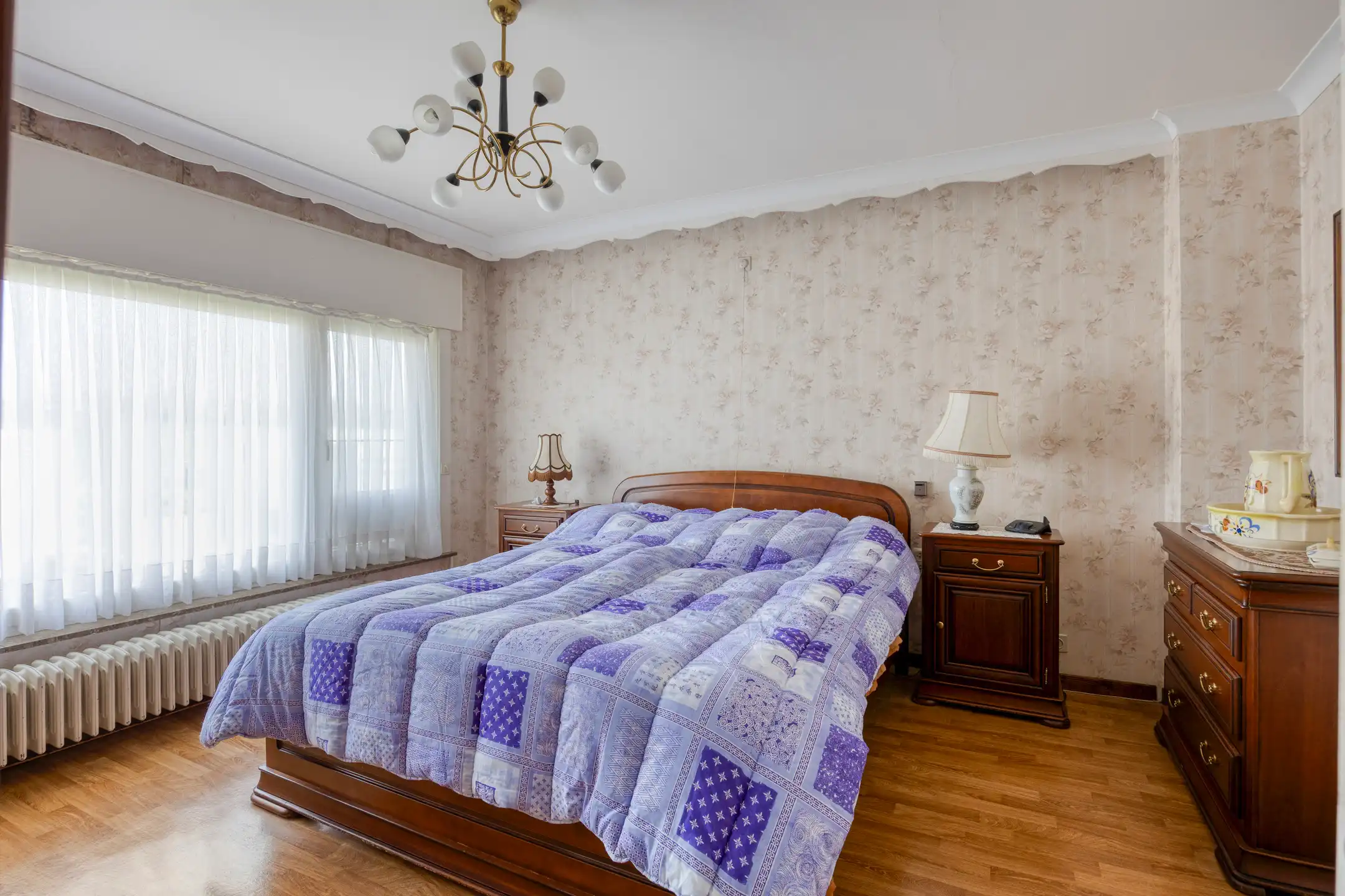 Ruime woonst met praktijkruimte op een perceel van 24 are foto 15