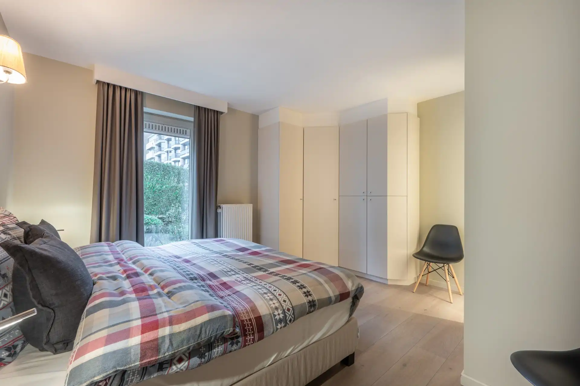 Ongemeubeld: zonnig appartement met grote terrassen! foto 17