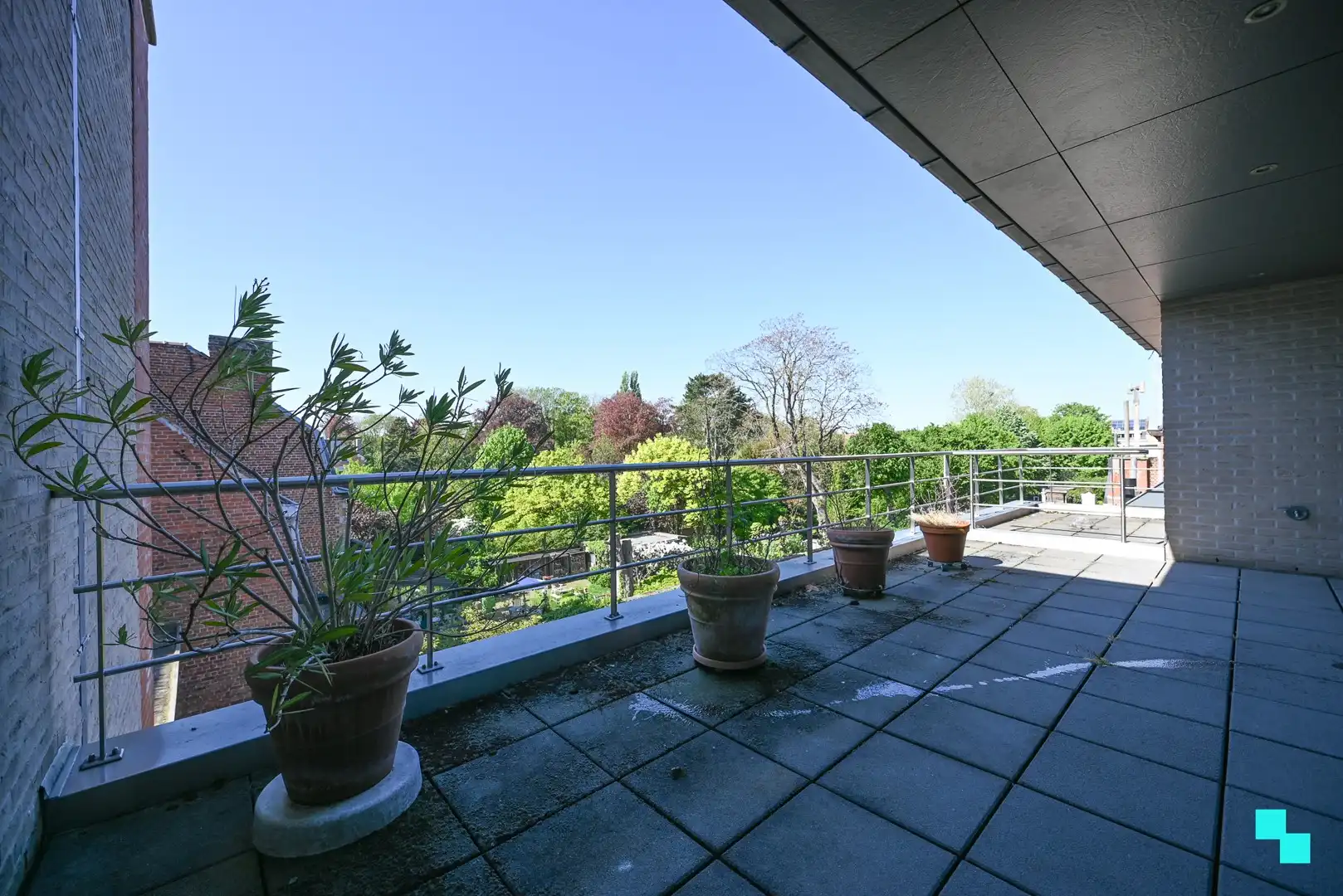 Unieke penthouse met drie terrassen in hartje Izegem foto 30