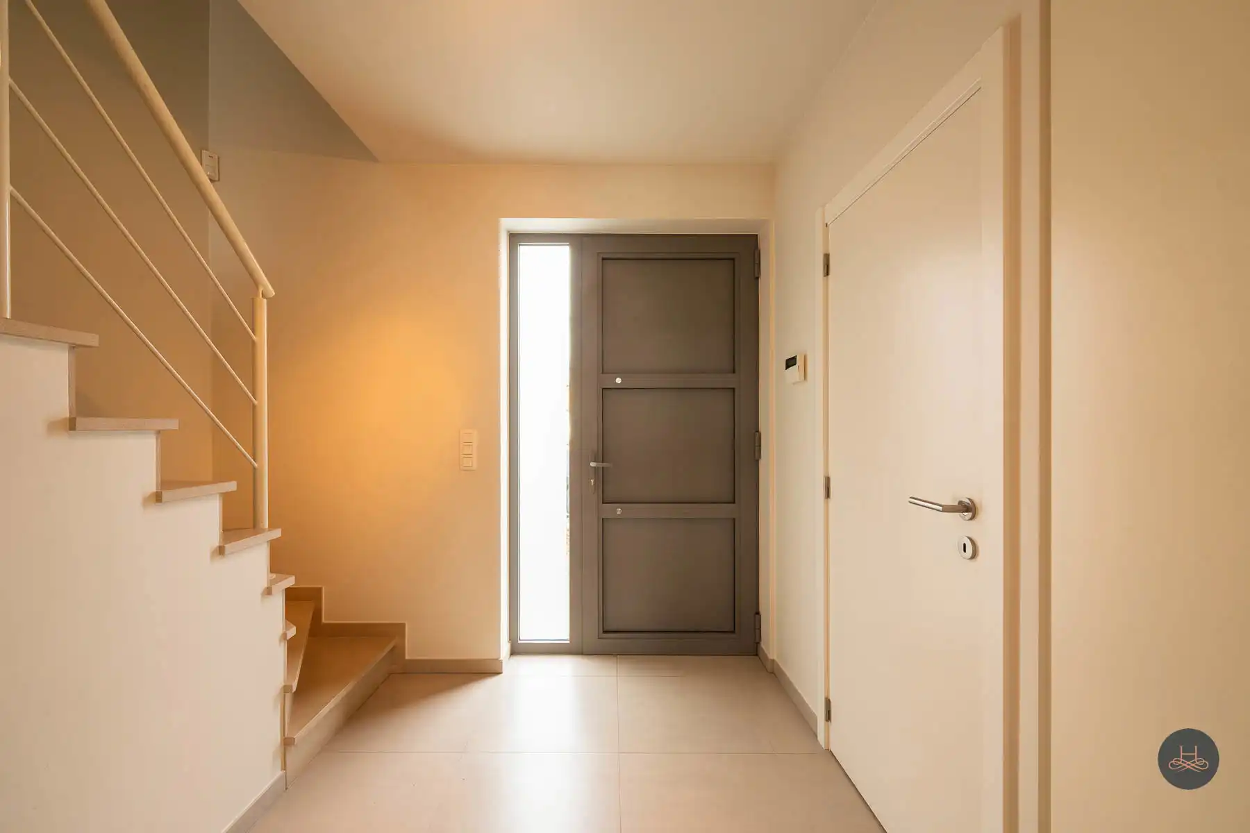 Moderne energiezuinige woning met prachtig groen verzicht  foto 2