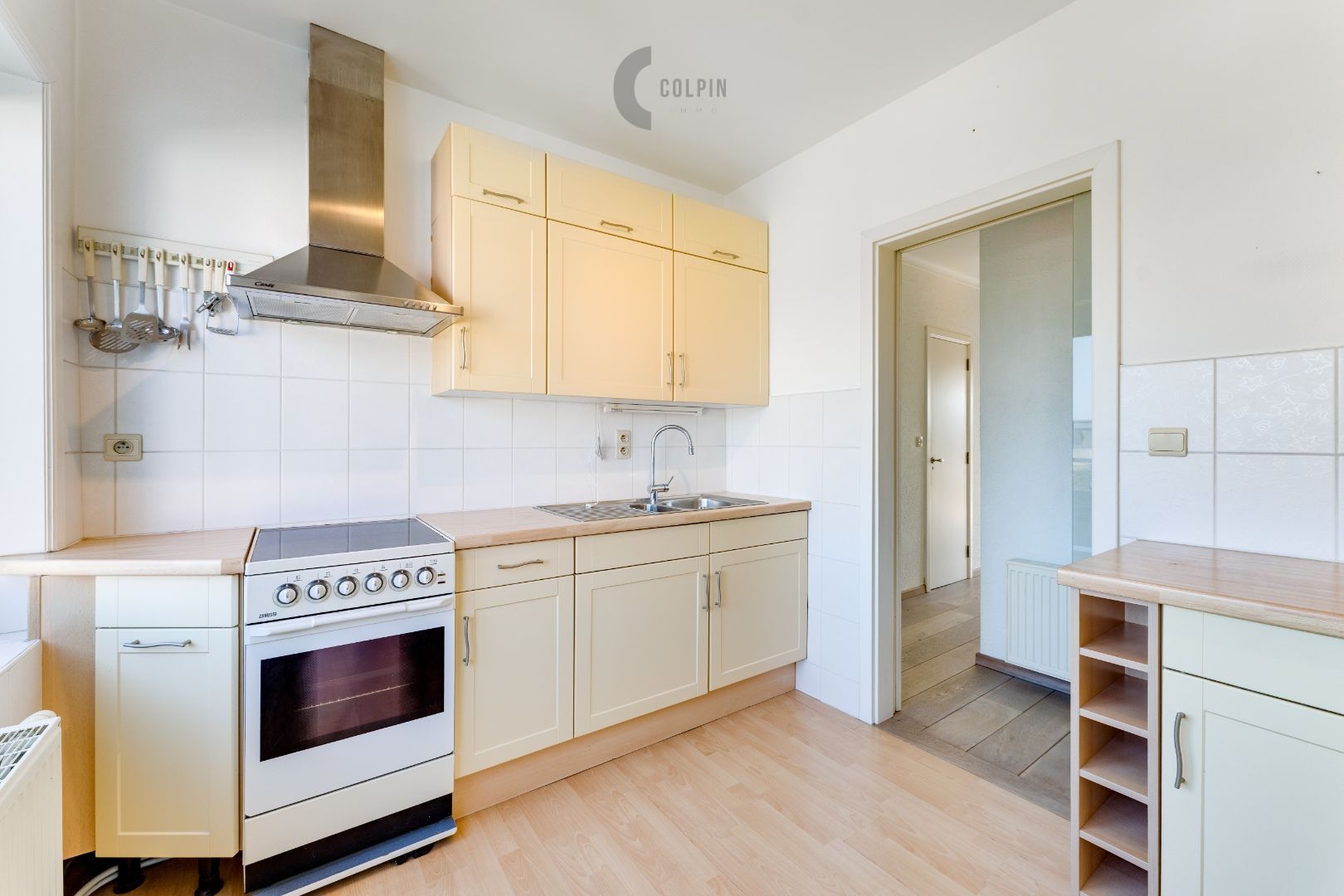 2 slaapkamer appartement in hartje Duinbergen, vlakbij het Astridplein foto 4
