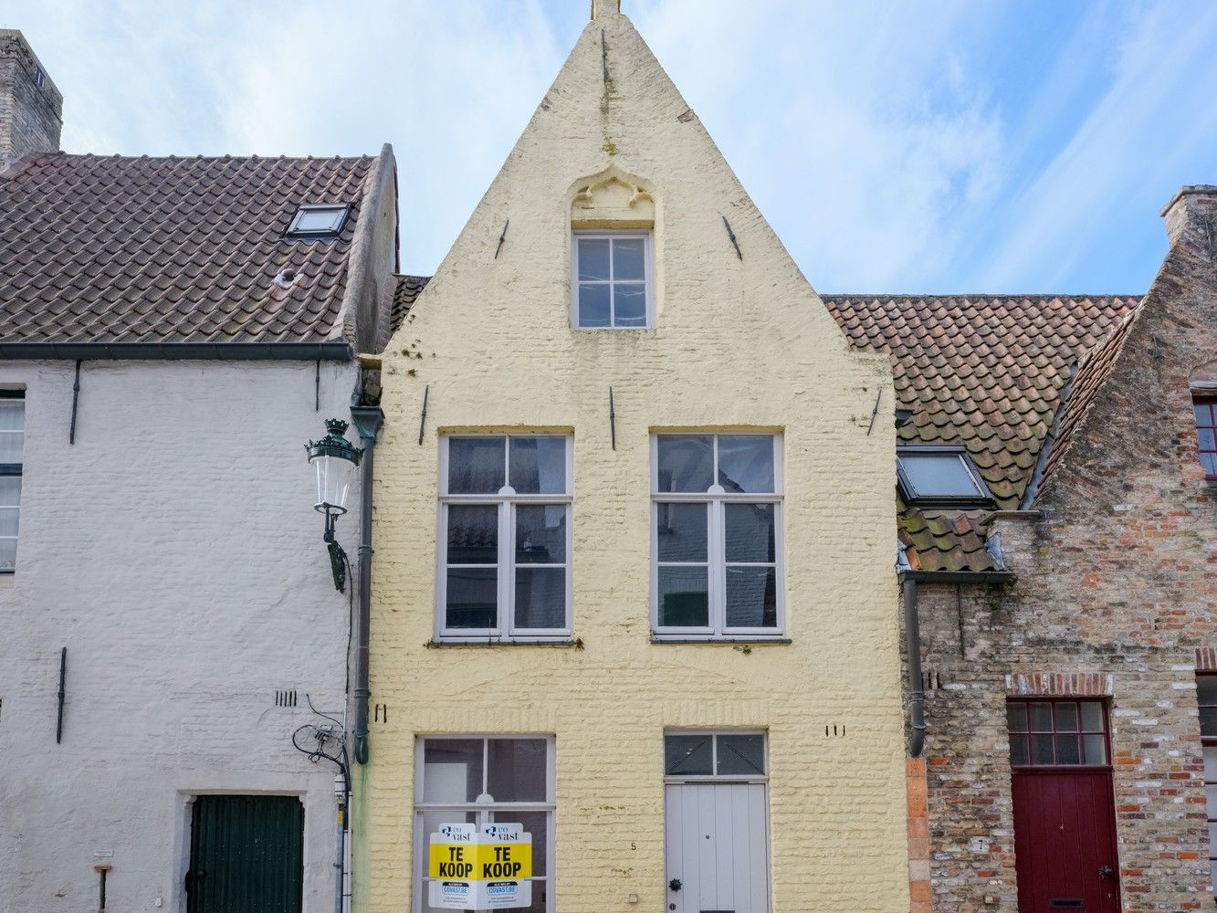 Te renoveren woning in hartje Brugge – Jouw kans om een stukje geschiedenis te bezitten! foto 27