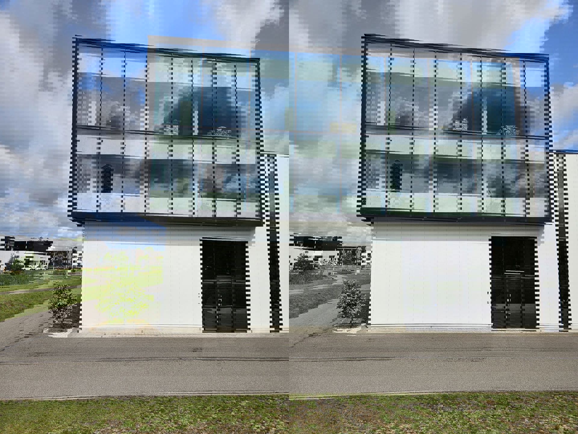 ()=>{if(producerUpdateValueVersion(node),producerAccessed(node),node.value===ERRORED)throw node.error;return node.value} Groeningenweg 2/1 - 3590 Diepenbeek