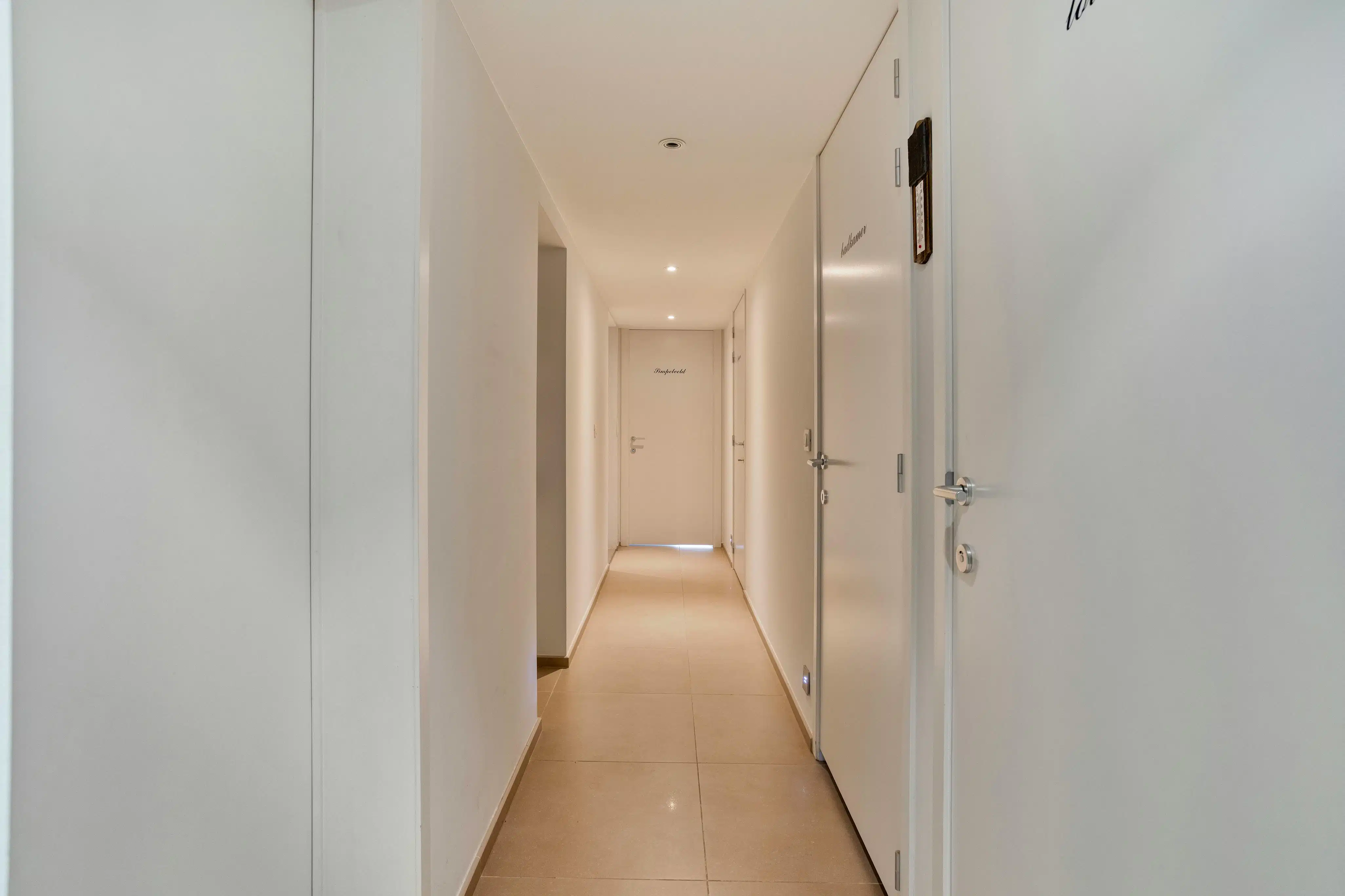 Gerenoveerde woning met 6 slaapkamers in centrum Koksijde-Bad foto 12