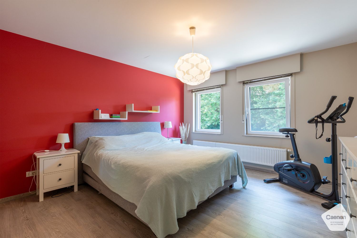 STIJLVOLLE HALF-OPEN WONING MET 5 SLAAPKAMERS en EEN PRACHTIGE TUIN OP EEN PERCEEL VAN 918 m² foto 11
