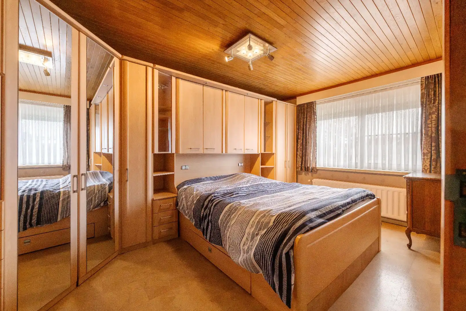 RUIME HALF OPEN BEBOUWING OP 312 m² | GARAGE |  TUIN foto 11