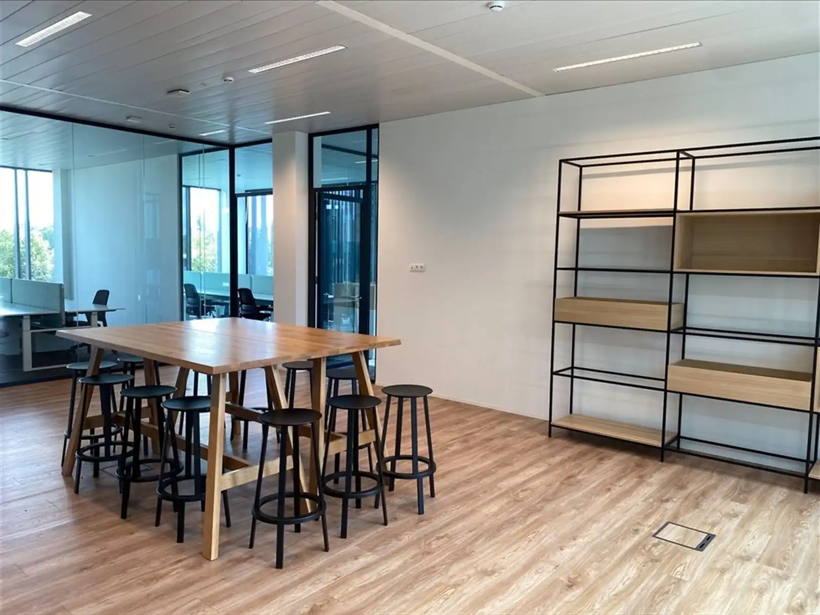 Recente full Service kantoren nabij Flanders Expo foto 4