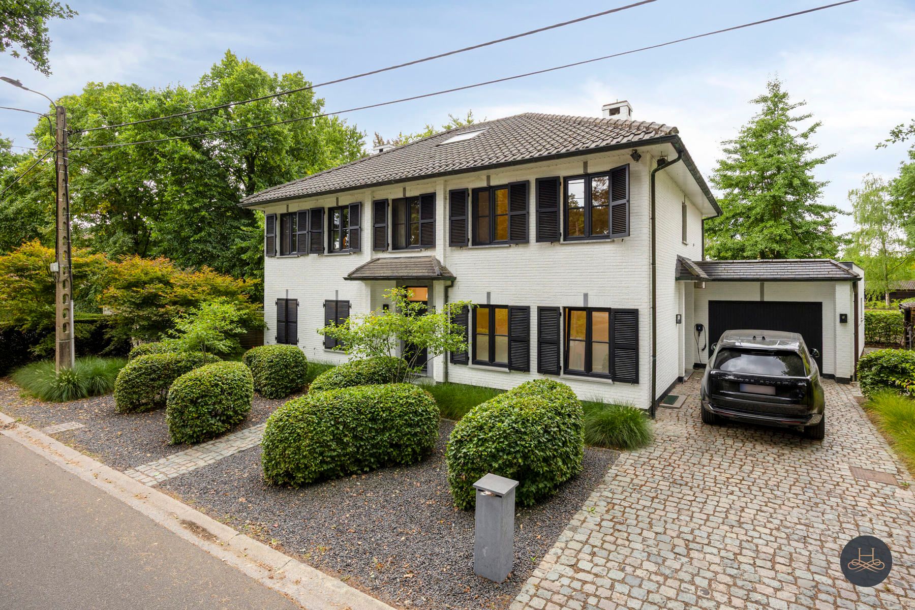 Prachtige, rustig gelegen villa met praktijk en royale tuin foto 3